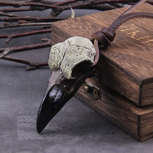 3D-Goth-Raven-Skull-Necklace-Resin-Replica-Raven-Magpie-Crow-Poe-Gothic-Gift-Halloween-Raven-Skull Goth Raven Skull Necklace Resin Replica Raven Magpie Crow Poe Gothic Gift,Halloween Raven Skull Necklace with wooden box