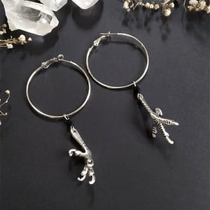 New-Gothic-Raven-Claws-Earrings-Crow-Circle-Earrings-Pagan-Witch-Jewelry-Creativity-Punk-Charm-Fashion-Novelty New Gothic Raven Claws Earrings Crow Circle Earrings Pagan Witch Jewelry Creativity Punk Charm Fashion Novelty Women